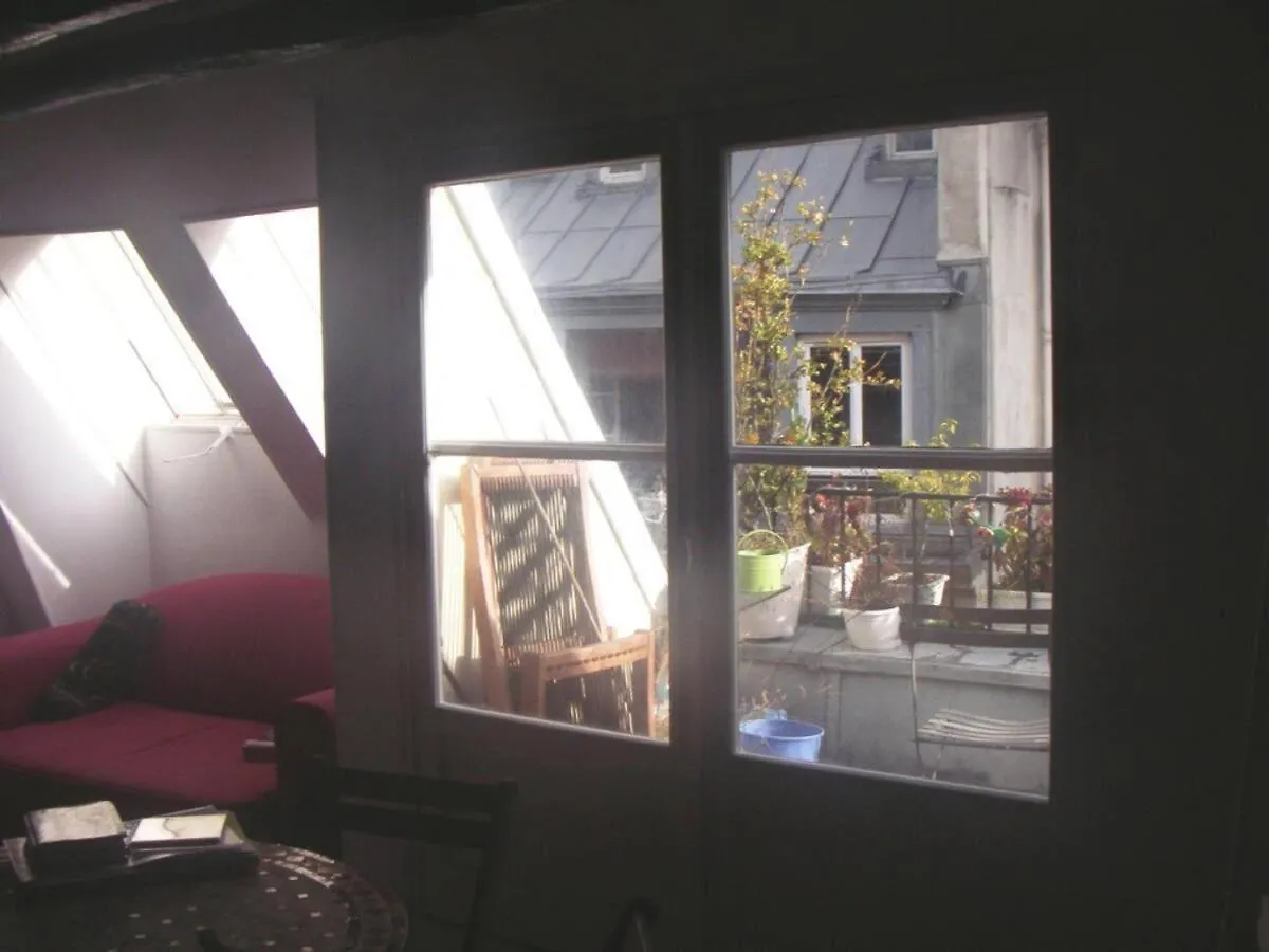 Appartement Dans Le Marais Avec Terrasse Paris France