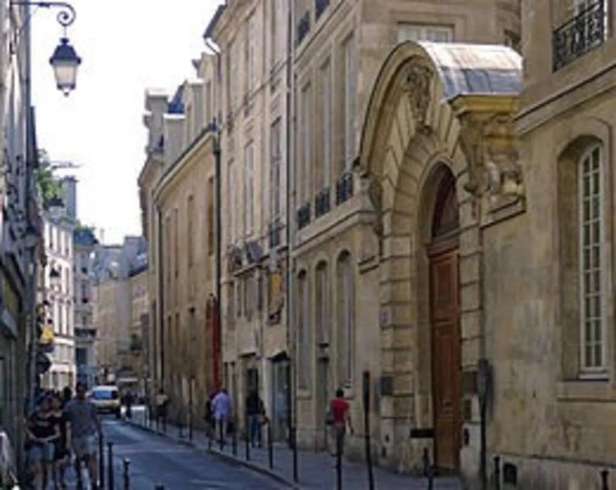 Apartment Appartement Dans Le Marais Avec Terrasse Paris